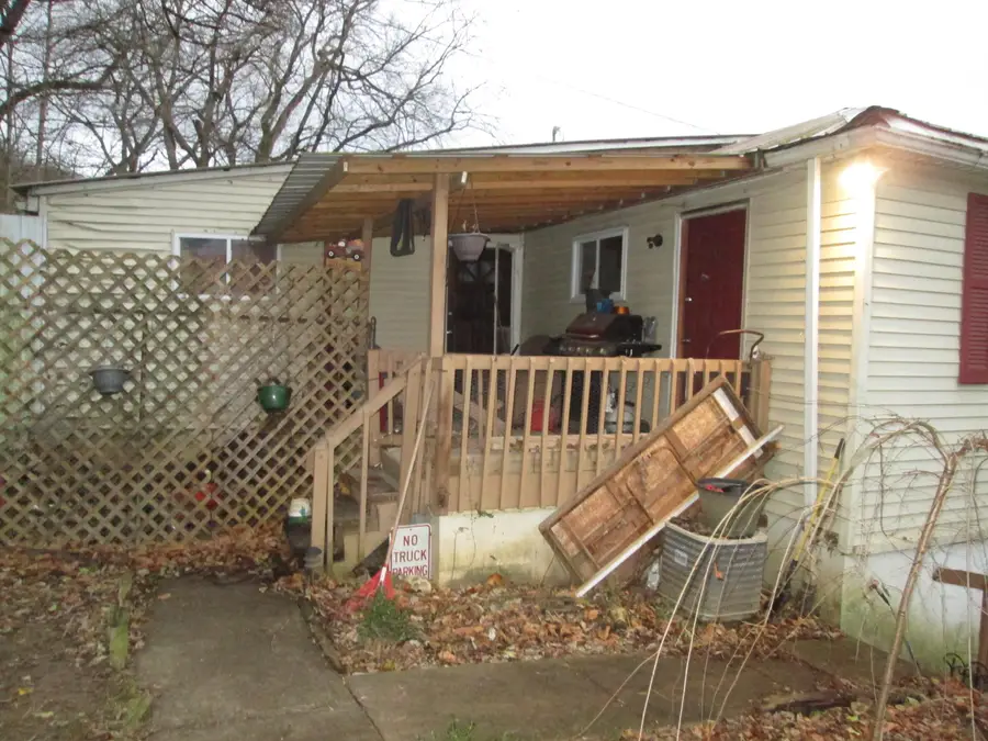 427 River Road, Bromley, KY 41016 - #3