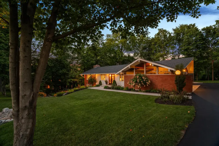 140 Rossmoyne Drive, Crestview Hills, KY 41017 - #2