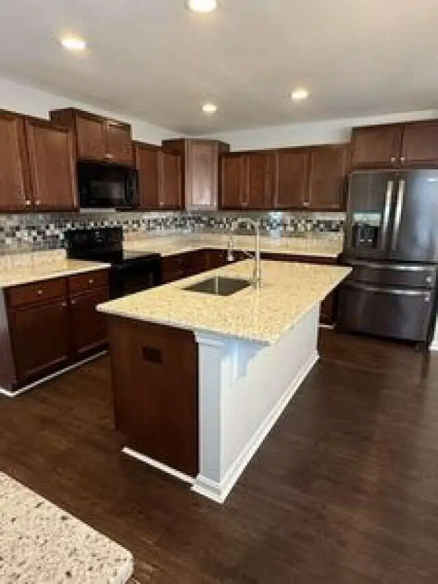 4 Rockledge Court, Alexandria, KY 41001 - #2