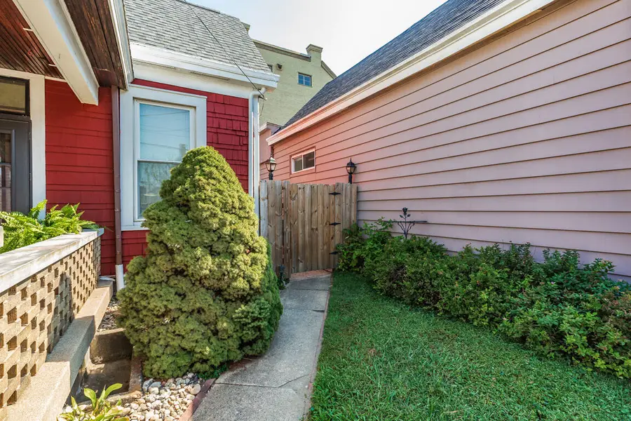 327 Lafayette Avenue, Bellevue, KY 41073 - #2