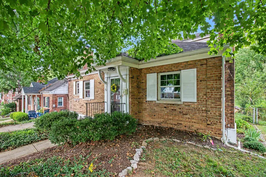 16 Edwards Court, Fort Thomas, KY 41075 - #3