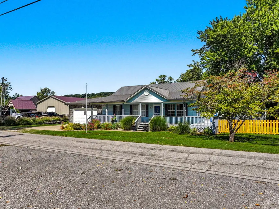 113 Riverview Drive, Warsaw, KY 41095 - #2