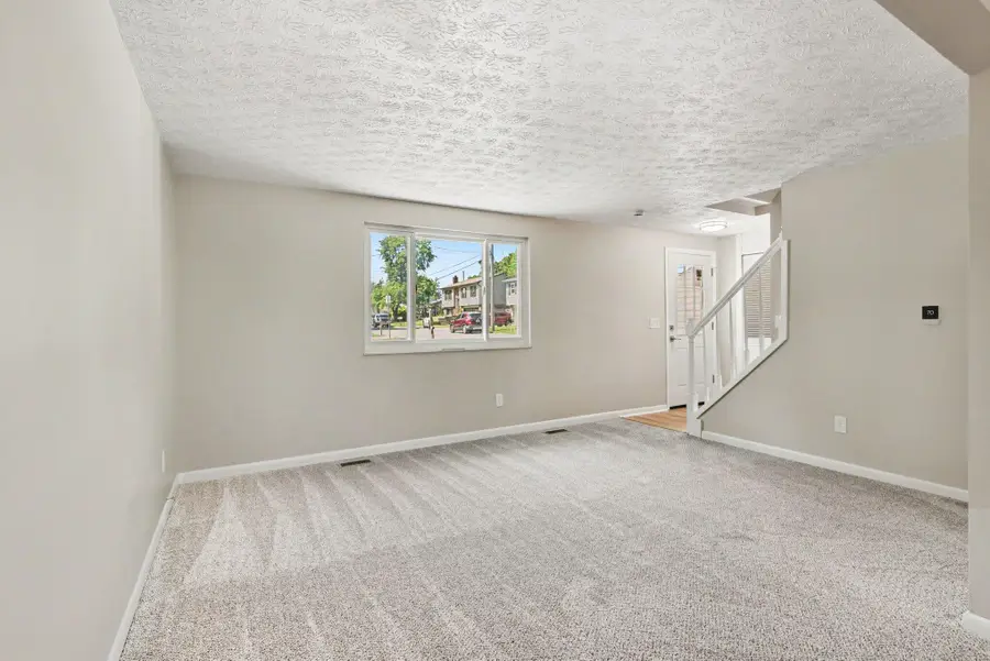 6609 Highridge Avenue, Florence, KY 41042 - #3