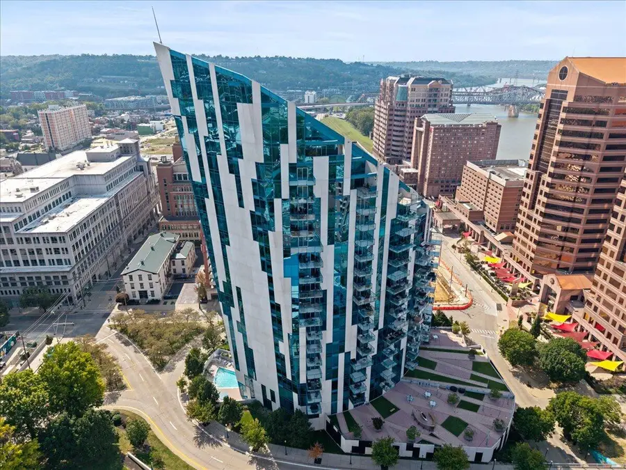 1 Roebling Way #803, Covington, KY 41011 - #2
