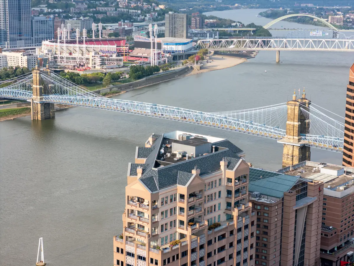 100 W Rivercenter Boulevard #3B, Covington, KY 41011 - #1