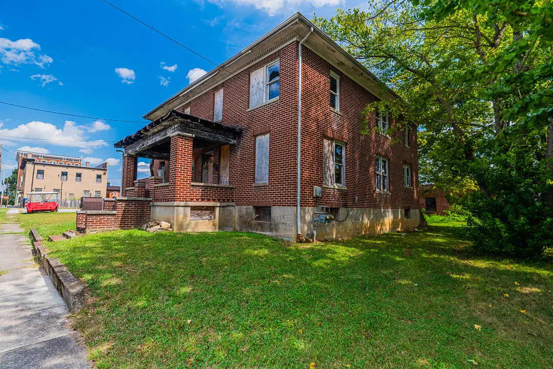 312 Chapel Street, Falmouth, KY 41040 - #1