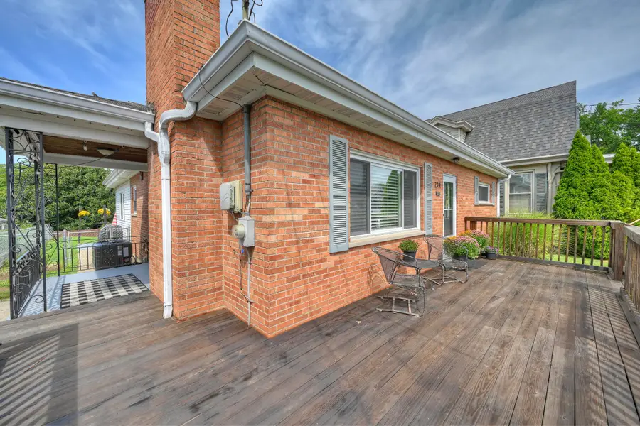 708 Oak Street, Ludlow, KY 41016 - #2