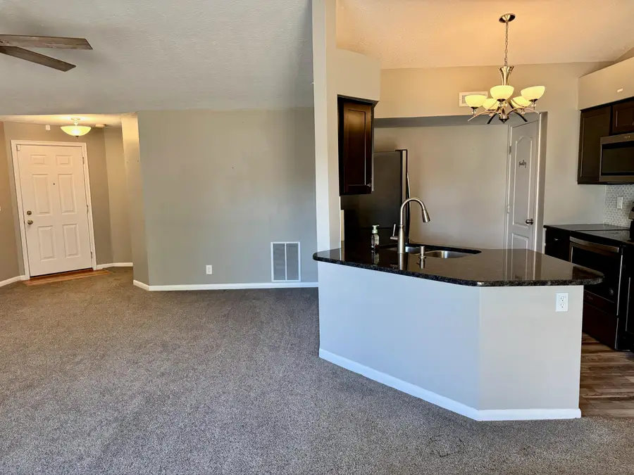 302 Mendocino Court #303, Cold Spring, KY 41076 - #3