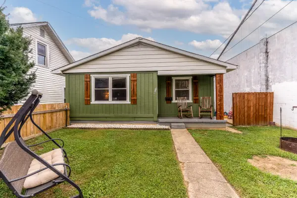 209 Montjoy Street, Falmouth, KY 41040