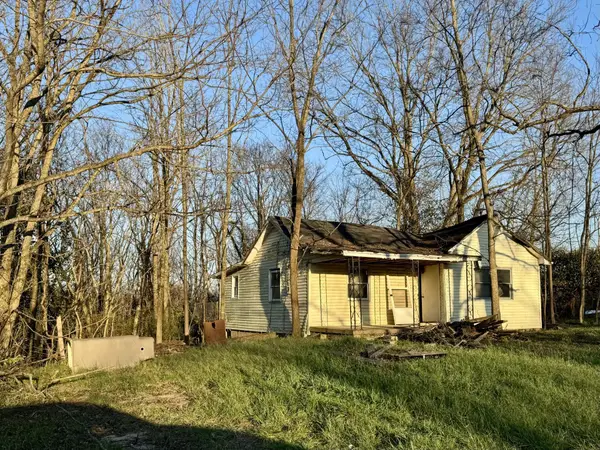 9833 Ky-467, Williamstown, KY 41097