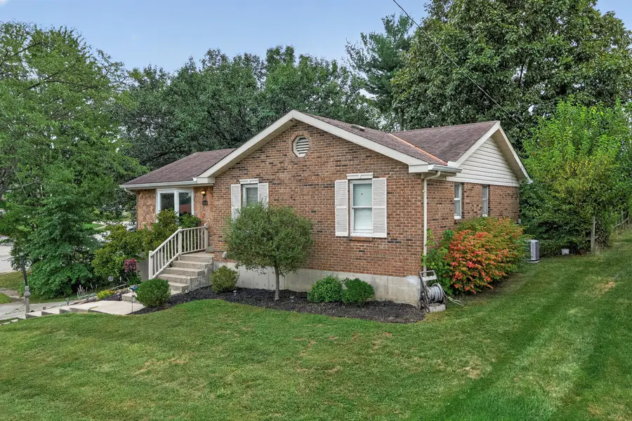 8542 Quinn Drive, Florence, KY 41042 - #2
