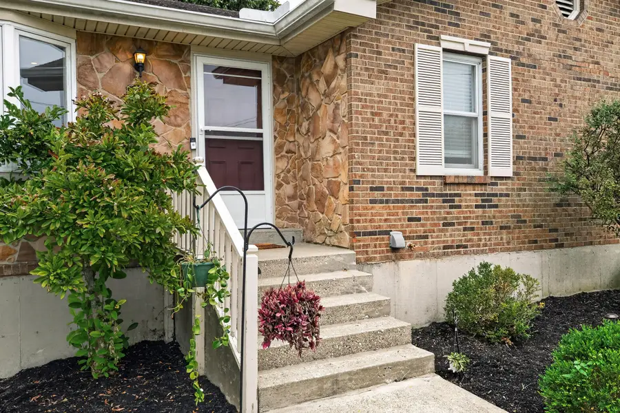 8542 Quinn Drive, Florence, KY 41042 - #3
