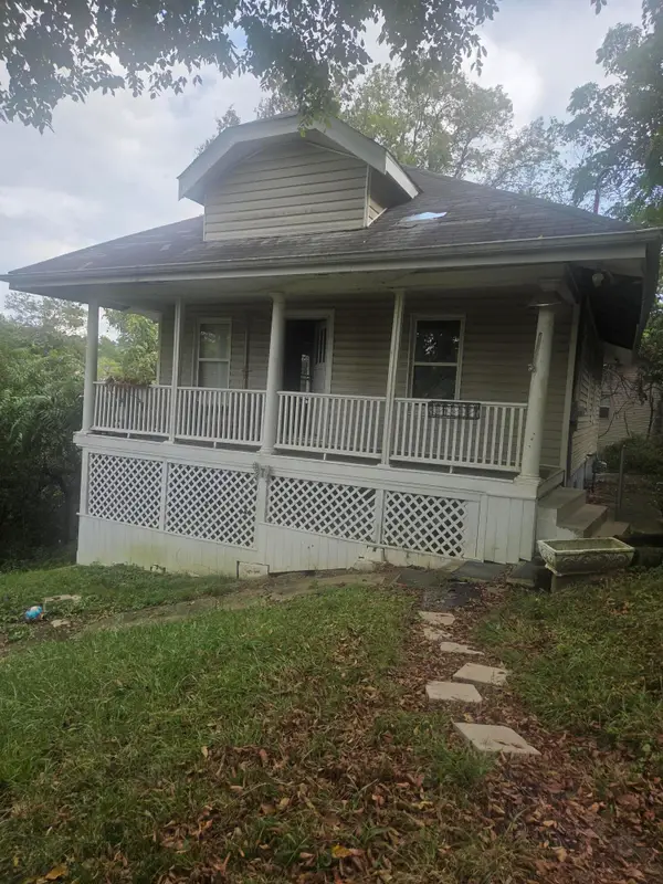 68 Kentucky Drive Drive, Newport, KY 41071