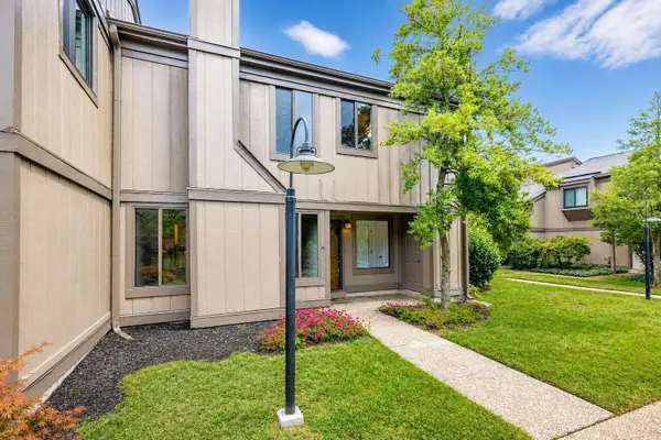500 Laketower Drive #23, Lexington, KY 40502