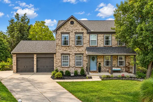 1874 Falcon Crest Circle, Hebron, KY 41048