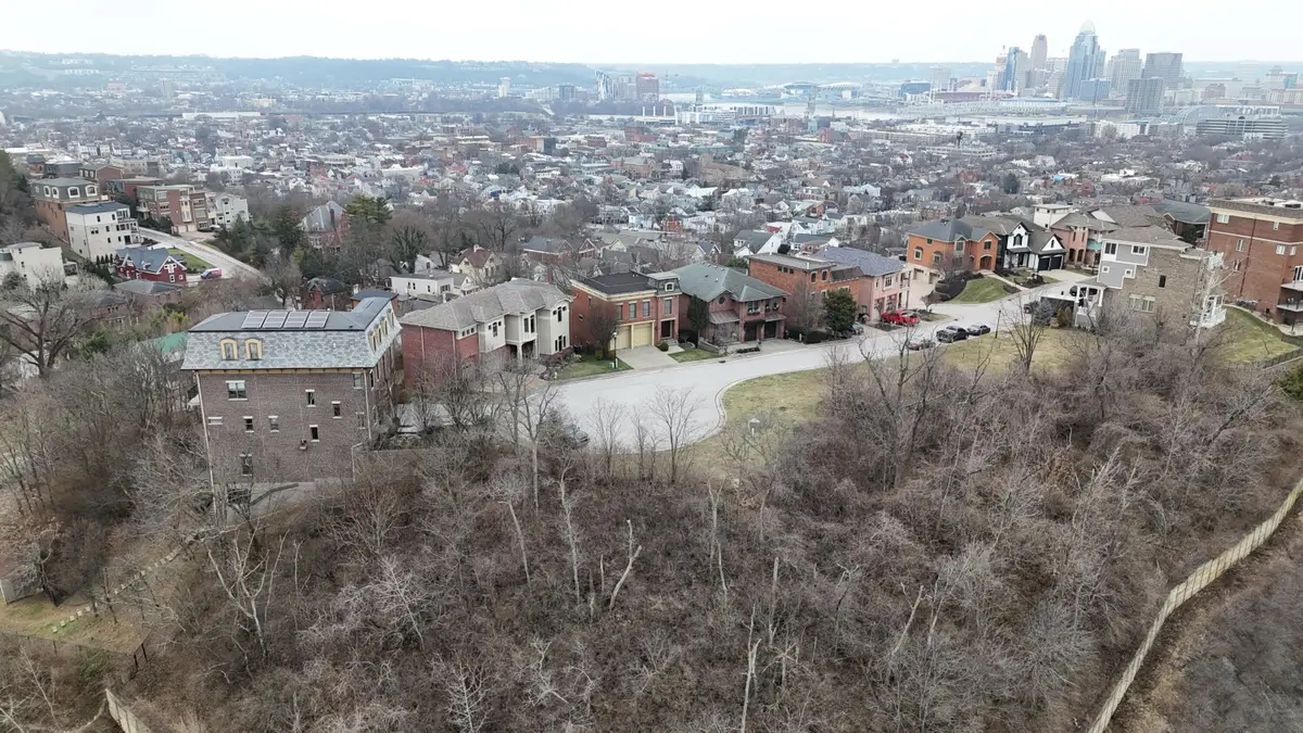 89 Watch Hill Lane, Newport, KY 41071 - #1
