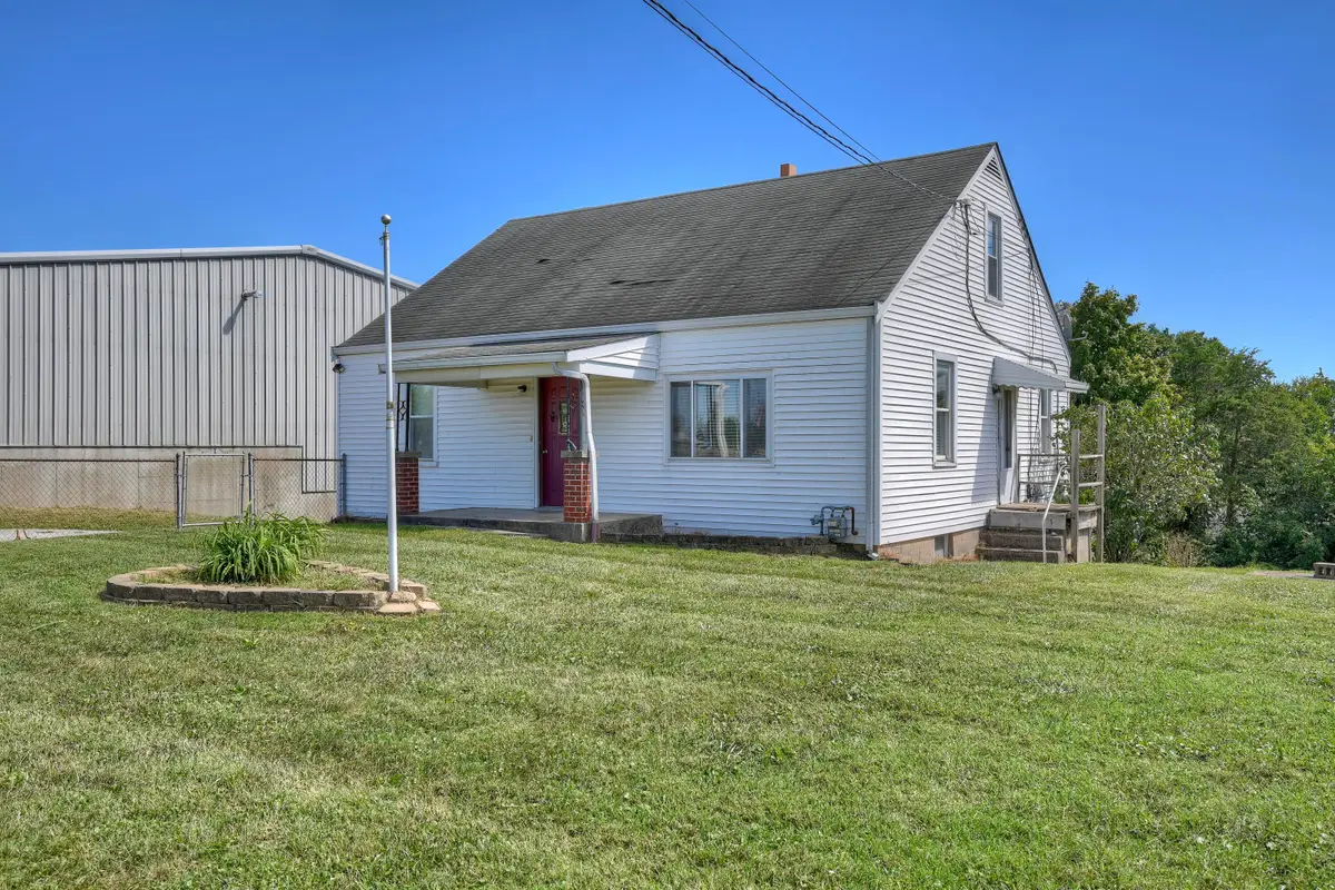 861 Gilbert Ridge Road, Alexandria, KY 41001 - #1