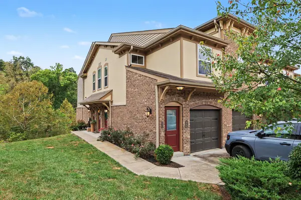 2469 Ambrato Way, Covington, KY 41017