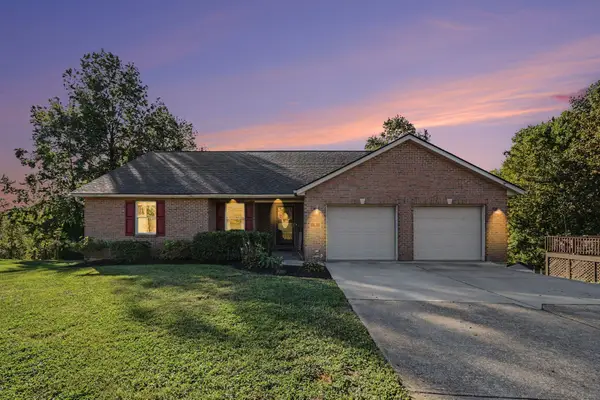 8 Ridge View Circle, Dry Ridge, KY 41035