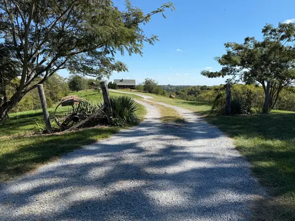 979 Hamilton Road, Brooksville, KY 41004