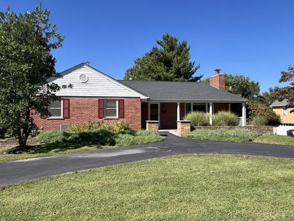 15 Gregory Lane, Fort Thomas, KY 41075