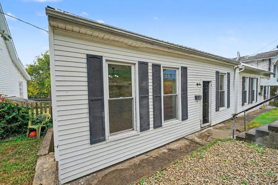 543 W 2nd Street, Maysville, KY 41056 - #2