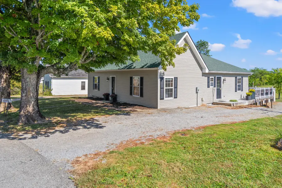 402 Cynthiana Street, Williamstown, KY 41097 - #3