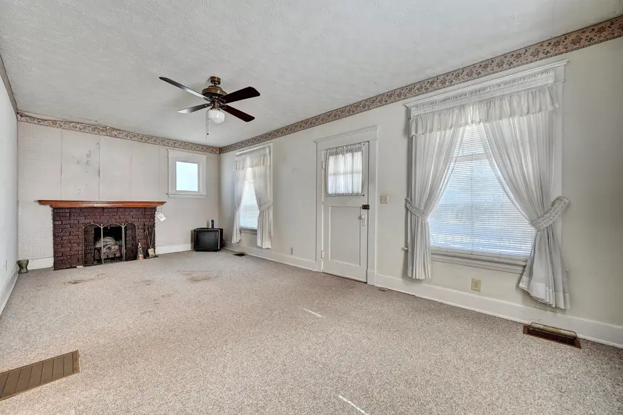 108 Main Street, Elsmere, KY 41018 - #2