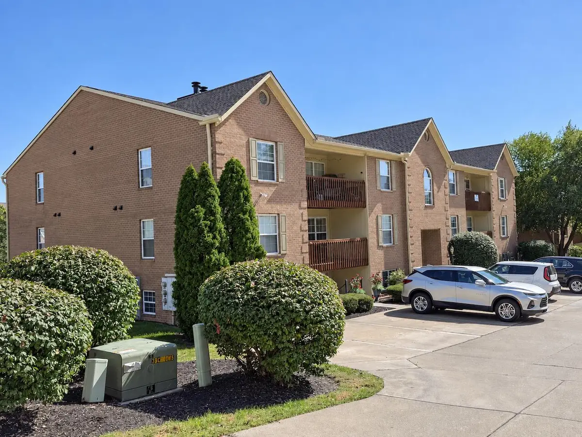 27 Highland Meadows Circle #12, Highland Heights, KY 41076 - #1