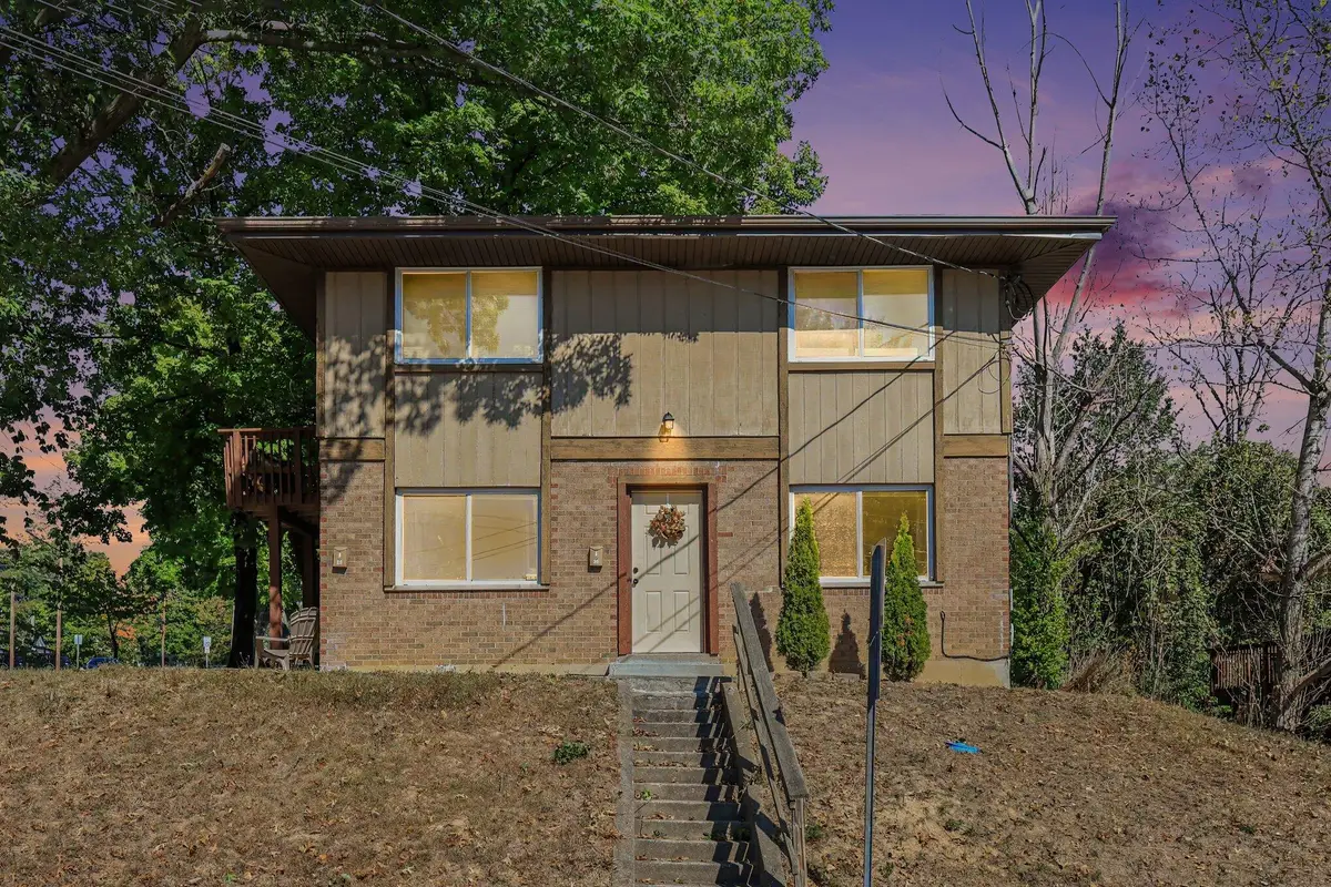 301 Eastern Avenue, Elsmere, KY 41018 - #1