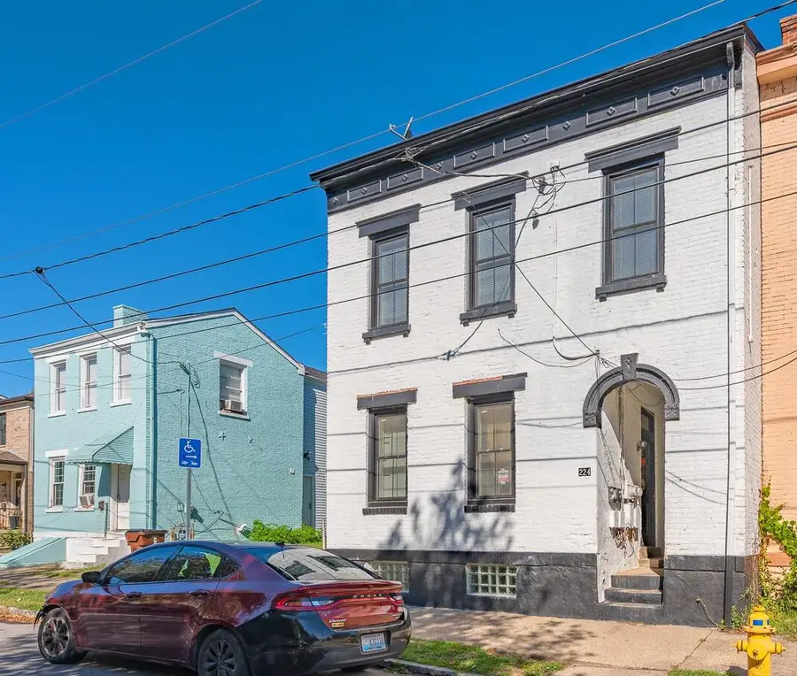 224 E Robbins Street, Covington, KY 41011 - #3