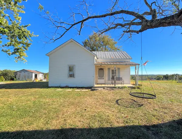 3282 Concord Caddo Road, Falmouth, KY 41040