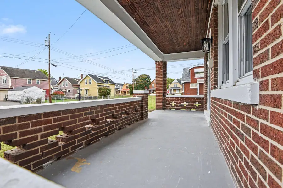 211 Stokesay Street, Ludlow, KY 41016 - #2