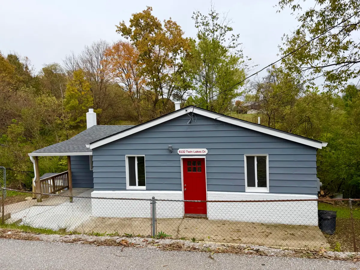 6132 Twin Lakes Drive, Covington, KY 41015 - #1