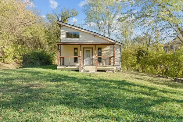 2270 Rust Drive, Taylor Mill, KY 41015
