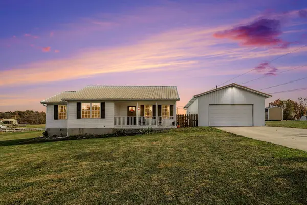 100 Ashley Lane, Falmouth, KY 41040