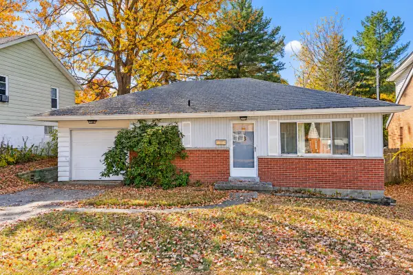 8 Dell Street, Florence, KY 41042