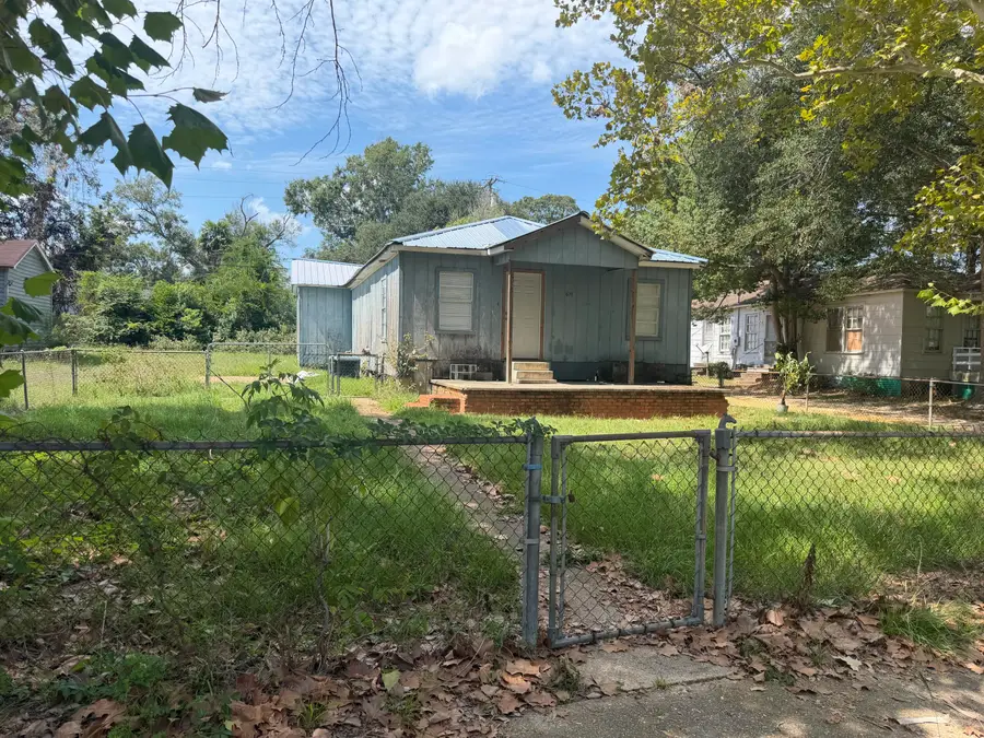 619 & 613 Roberts, Deridder, LA 70634 - #2