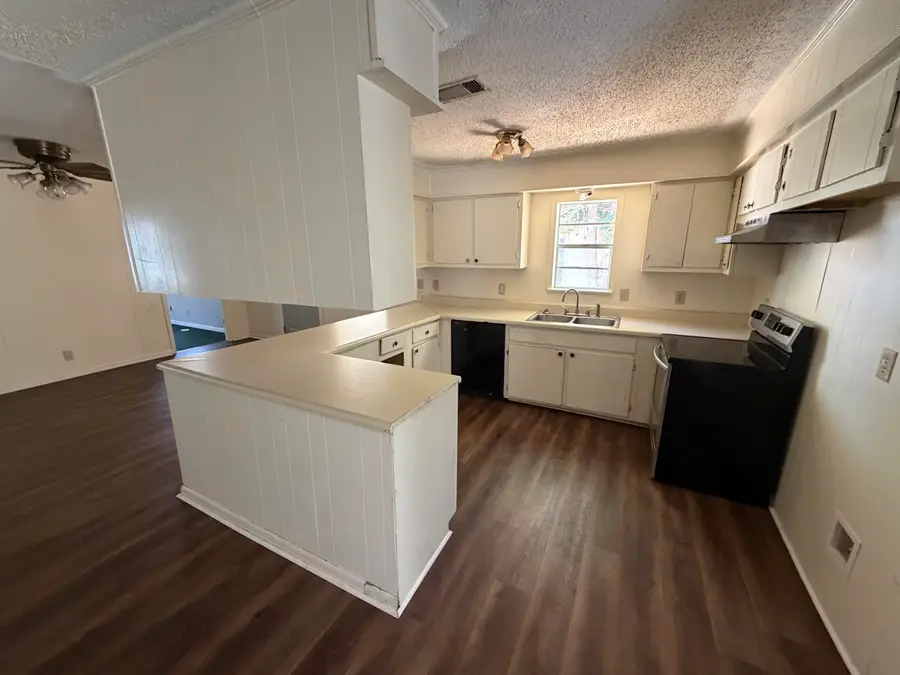 619 & 613 Roberts, Deridder, LA 70634 - #3