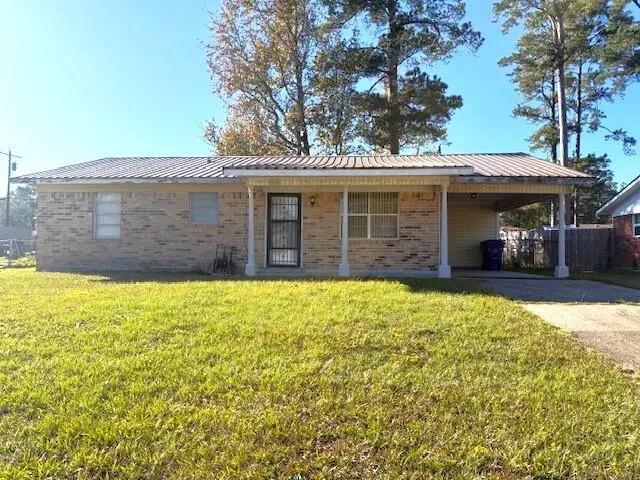 611 Magnolia St, New Llano, LA 71461 - Image #1