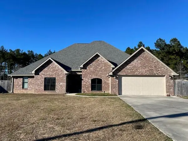 102 Hidden Trl, Leesville, LA 71446