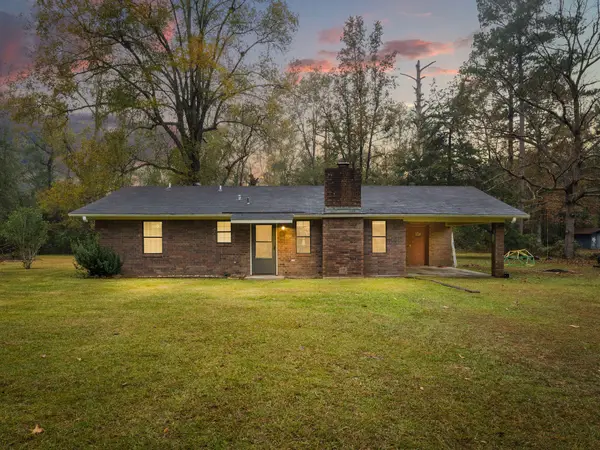 299 Colony Loop, Anacoco, LA 71403