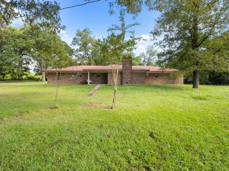 4450 Camp Baker Rd, Leesville, LA 71446 - #2