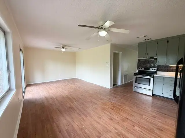 1107 Spruce, Leesville, LA 71446 - #3
