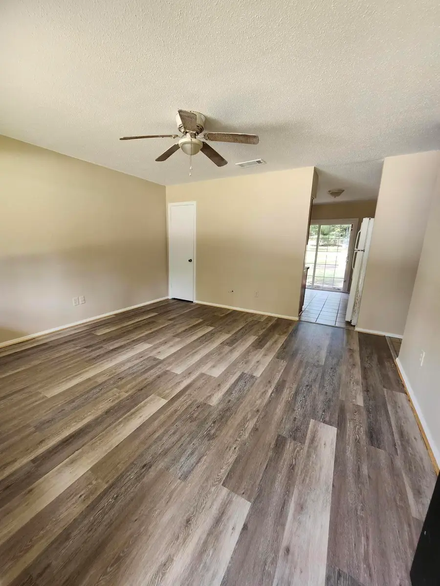 618 Elm, New Llano, LA 71461 - #2