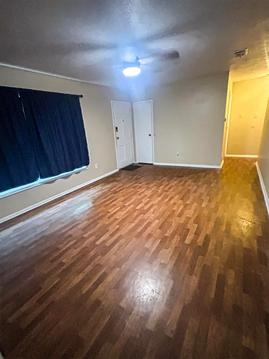 909 Dennis, Leesville, LA 71446 - #2