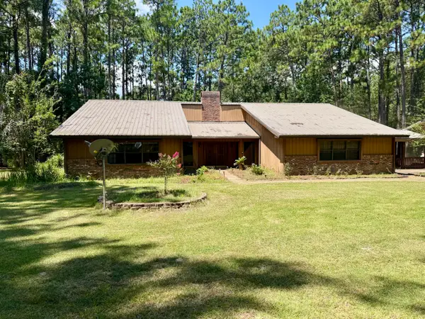 809 Loblolly, Leesville, LA 71446