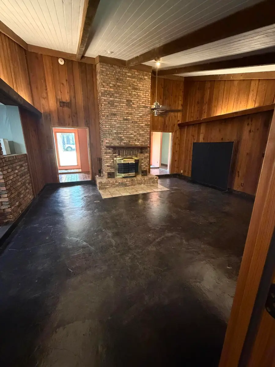 809 Loblolly, Leesville, LA 71446 - #2