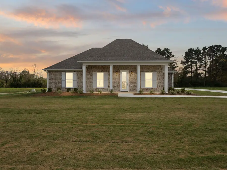 365 Liberty Dr, Leesville, LA 71446 - Image #2