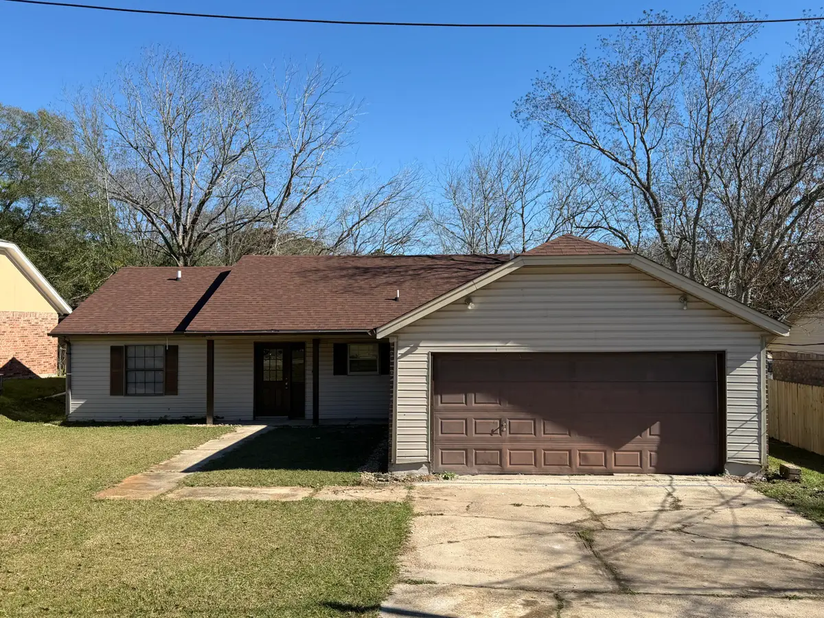 1609 Amour Dr, Leesville, LA 71446 - Image #1